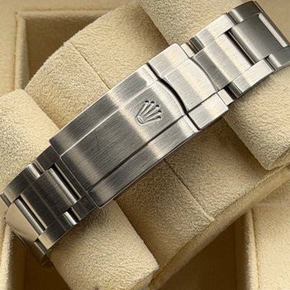 Rolex Oyster Perpetual 34 / 114200 / gold / Oyster / Full Set / 2012