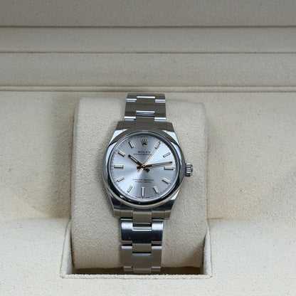 Rolex Oyster Perpetual 31 / 277200 / Silber / Oyster / Full Set / 2024