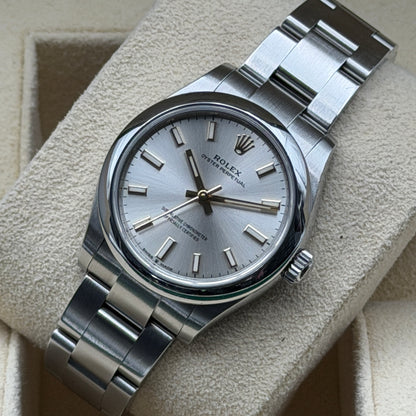 Rolex Oyster Perpetual 31 / 277200 / Silber / Oyster / Full Set / 2024