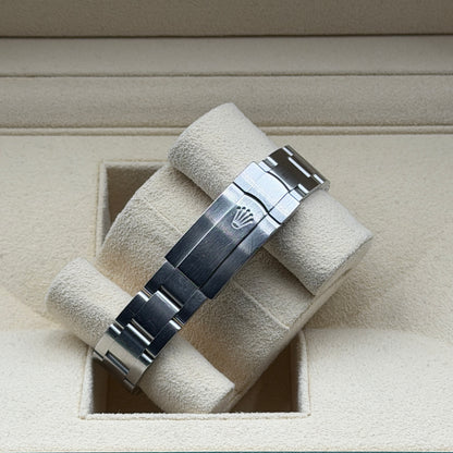 Rolex Oyster Perpetual 31 / 277200 / Silber / Oyster / Full Set / 2024