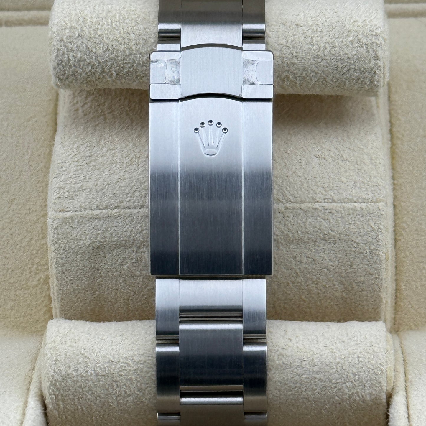 Rolex Oyster Perpetual 36 / 126000 / Candy Pink / Oyster / Full Set / 2021