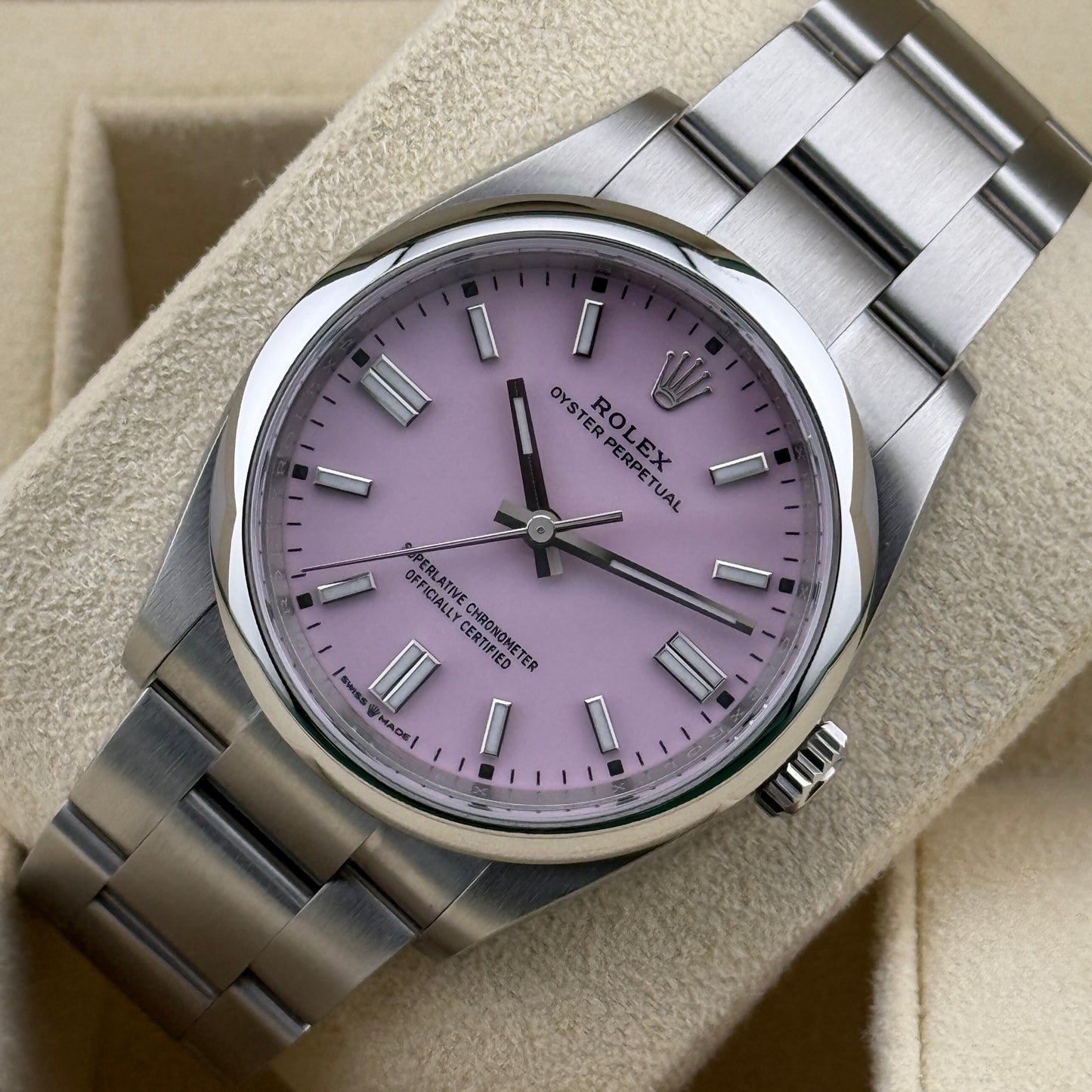 Rolex Oyster Perpetual 36 / 126000 / Candy Pink / Oyster / Full Set / 2021