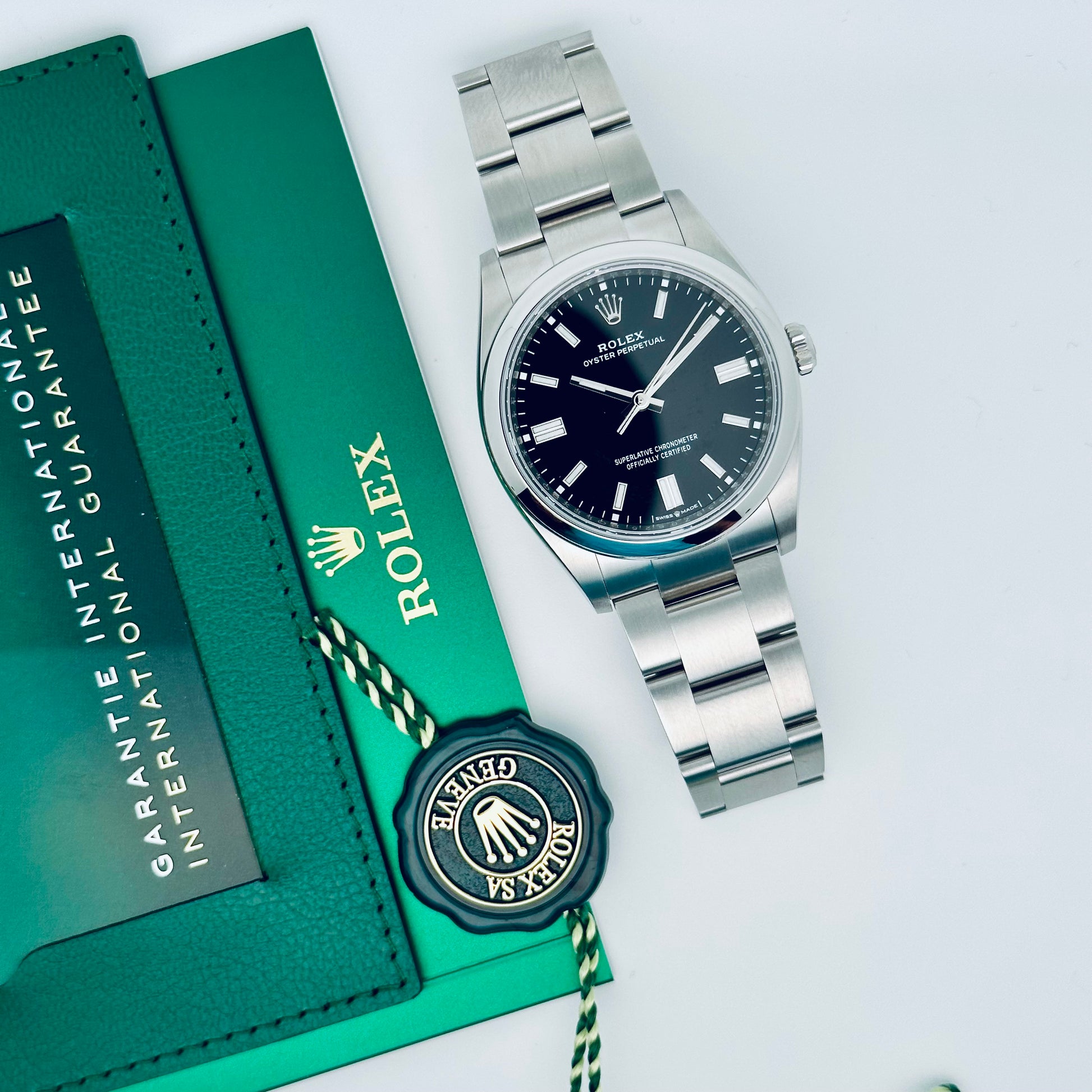 Rolex Oyster Perpetual 36 / 126000 / schwarz / Oyster / 2023 / Full Set