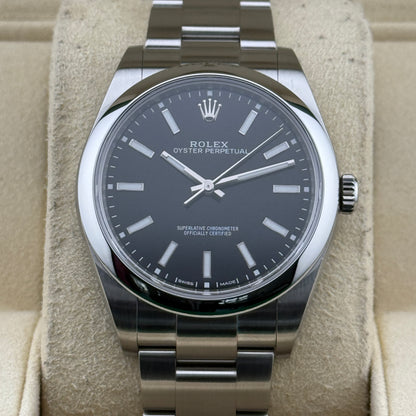 Rolex Oyster Perpetual 39 / 114300 / schwarz / Oyster / Full Set / 2018