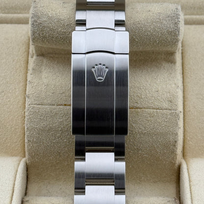 Rolex Oyster Perpetual 39 / 114300 / schwarz / Oyster / Full Set / 2018