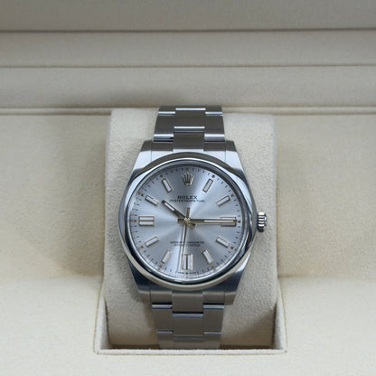 Rolex Oyster Perpetual 41 / 124300 / Silber / Oyster / Full Set / 2025