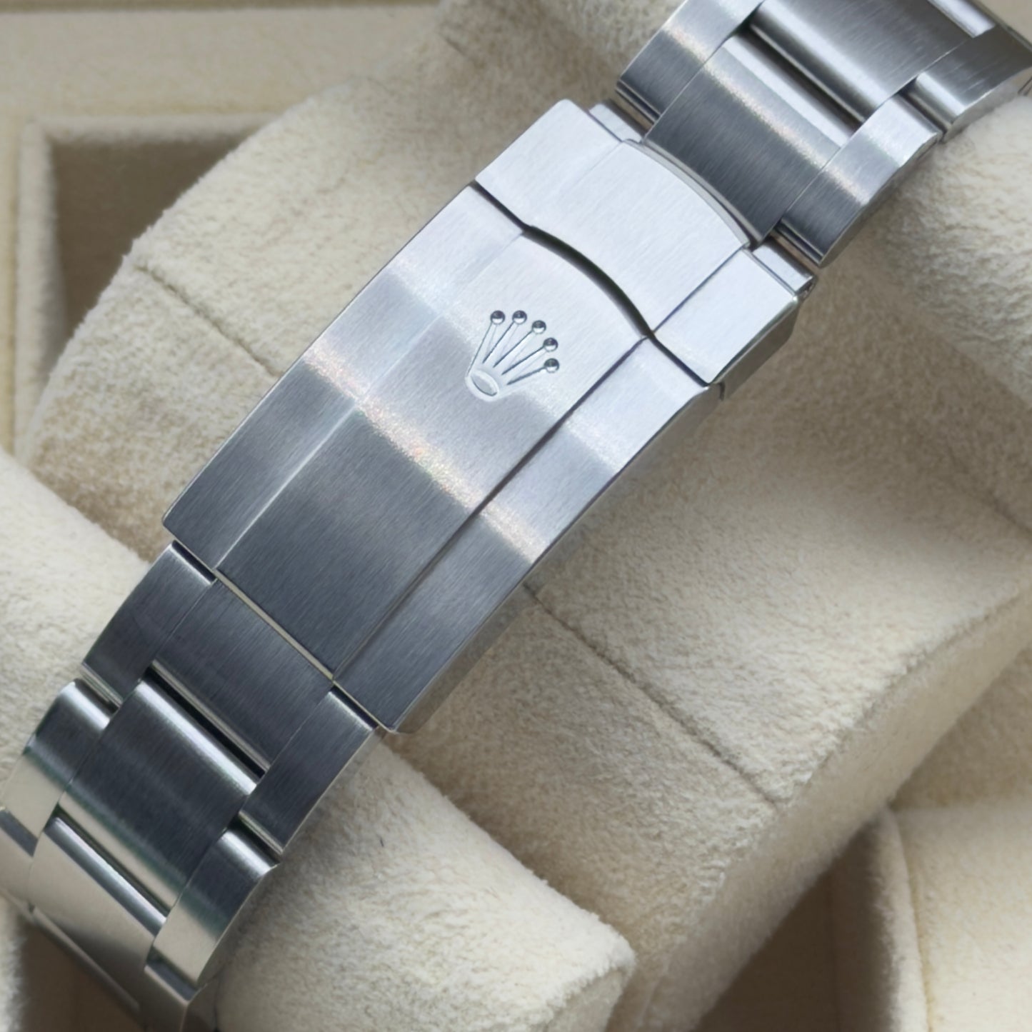 Rolex Oyster Perpetual 41 / 124300 / Silber / Oyster / Full Set / 2025