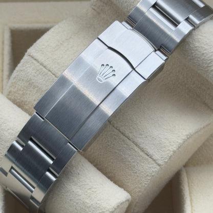 Rolex Oyster Perpetual 41 / 124300 / Silber / Oyster / Full Set / 2025