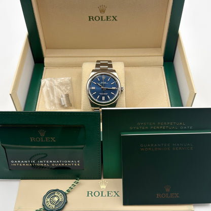 Rolex Oyster Perpetual 41 / 124300 / Blau / Oyster / Full Set / 2023