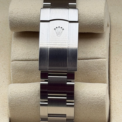 Rolex Oyster Perpetual 41 / 134300 / pink / Oyster / Full Set / 2026