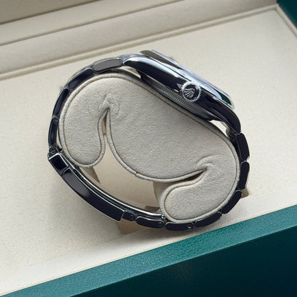 Rolex Oyster Perpetual 41 / 134300 / pink / Oyster / Full Set / 2026