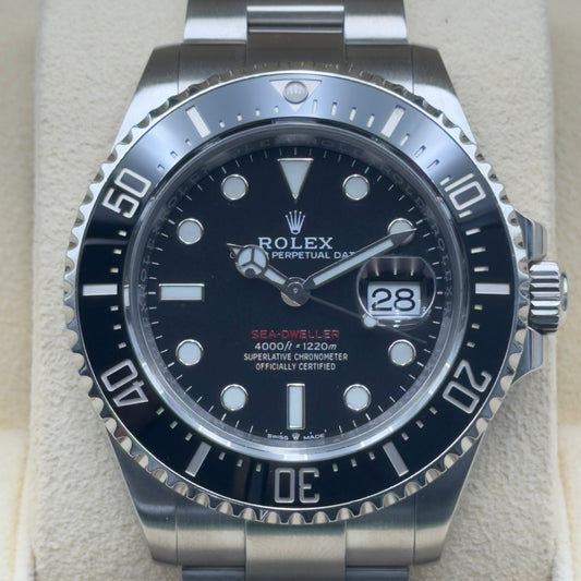 Rolex Sea-Dweller / 126600 / Schwarz / Oyster / Full Set / 2021