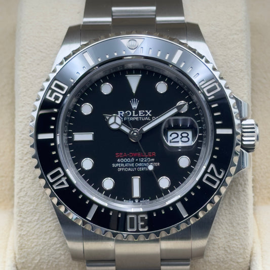 Rolex Sea-Dweller / 126600 / Schwarz / Oyster / Full Set / 2023