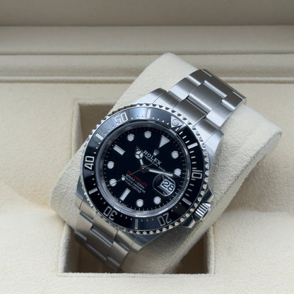 Rolex Sea-Dweller / 126600 / Schwarz / Oyster / Full Set / 2023