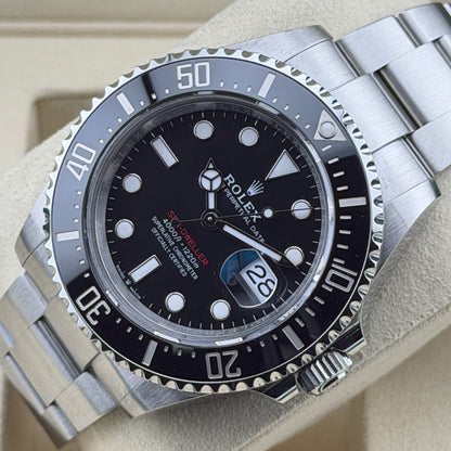 Rolex Sea-Dweller / 126600 / schwarz / Oyster / Full Set / 2025