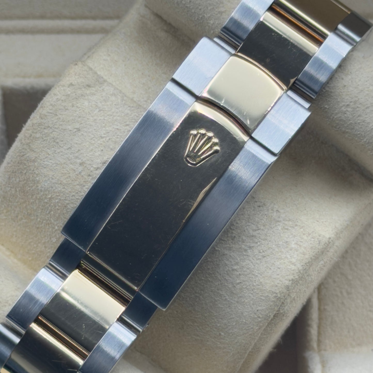 Rolex Sky-Dweller / 326933 / Schwarz / Oyster / Full Set / 2022