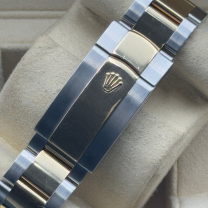 Rolex Sky-Dweller / 326933 / Schwarz / Oyster / Full Set / 2022