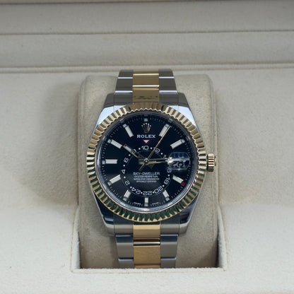 Rolex Sky-Dweller / 326933 / Schwarz / Oyster / Full Set / 2022