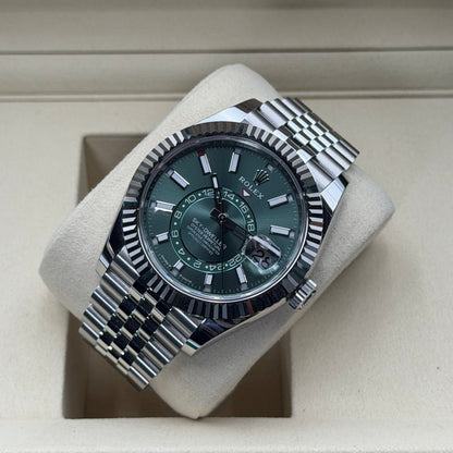 Rolex Sky-Dweller / 336934 / Mintgrün / Jubilee / Full Set / 2025