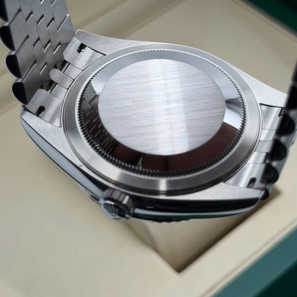Rolex Sky-Dweller / 336934 / Mintgrün / Jubilee / Full Set / 2025