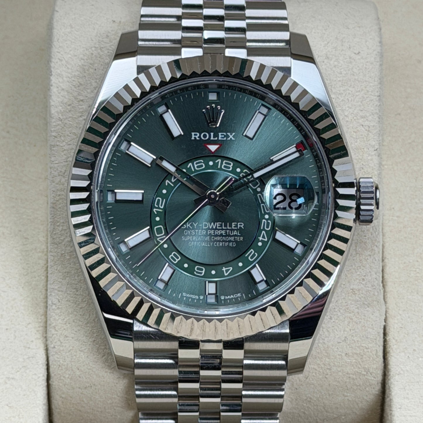Rolex Sky-Dweller / 336934 / Mintgrün / Jubilee / Full Set / 02.2026