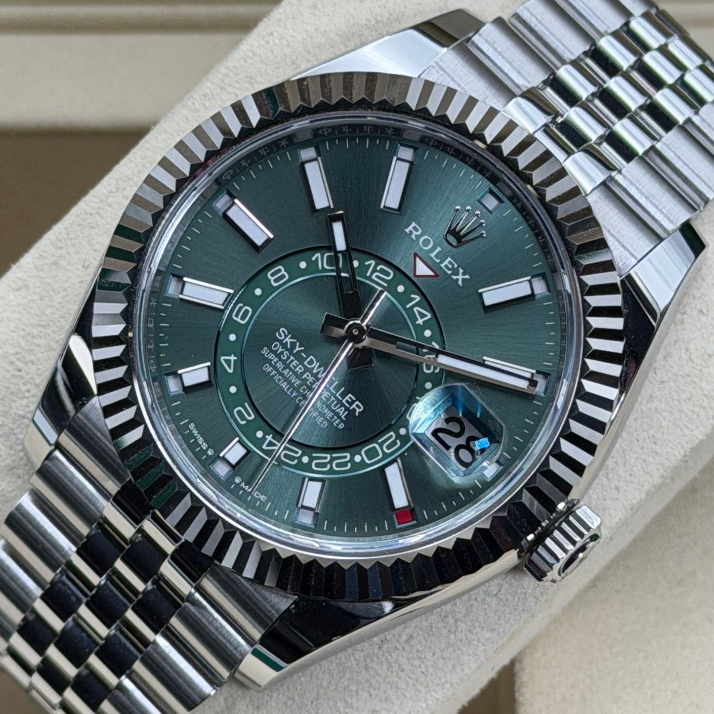 Rolex Sky-Dweller / 336934 / Mintgrün / Jubilee / Full Set / 01.2026