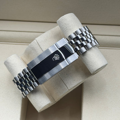 Rolex Sky-Dweller / 336934 / Mintgrün / Jubilee / Full Set / 02.2026