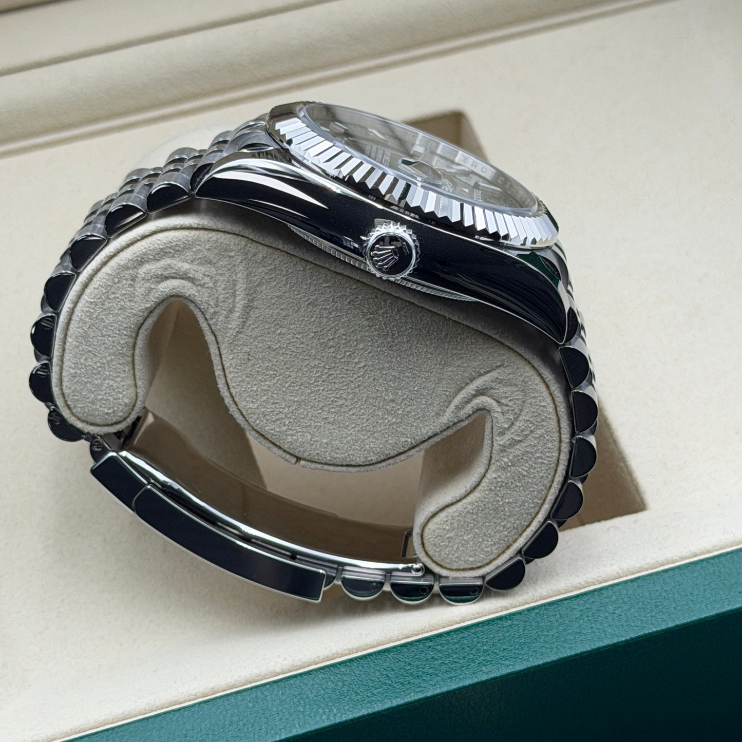 Rolex Sky-Dweller / 336934 / Mintgrün / Jubilee / Full Set / 02.2026