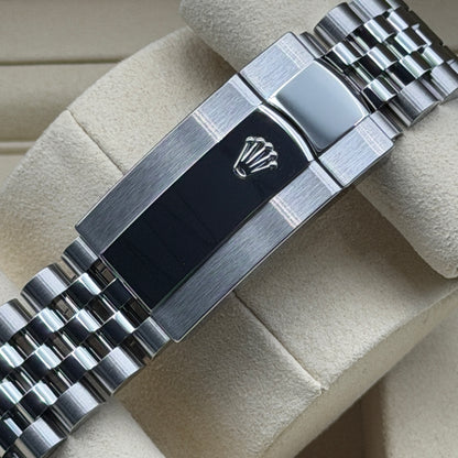 Rolex Sky-Dweller / 336934 / Weiß / Jubilee / Full Set / 2026