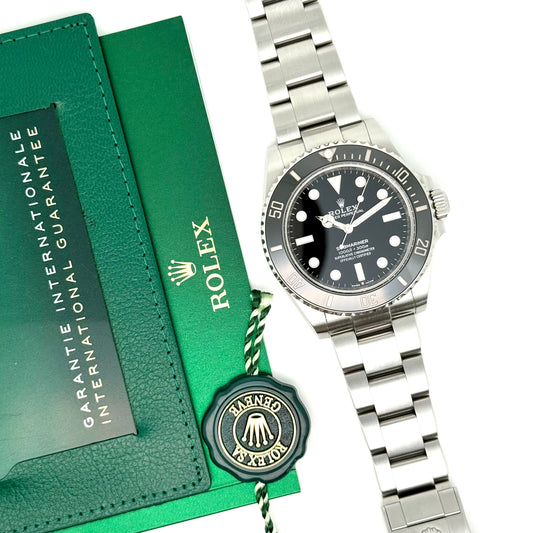 Rolex Submariner / 124060 / schwarz / Oyster / Full Set / 2021