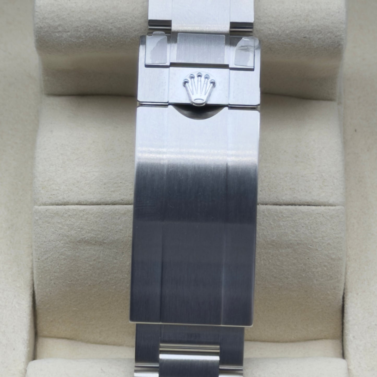 Rolex Submariner / 124060 / Schwarz / Oyster / Full Set / 2026