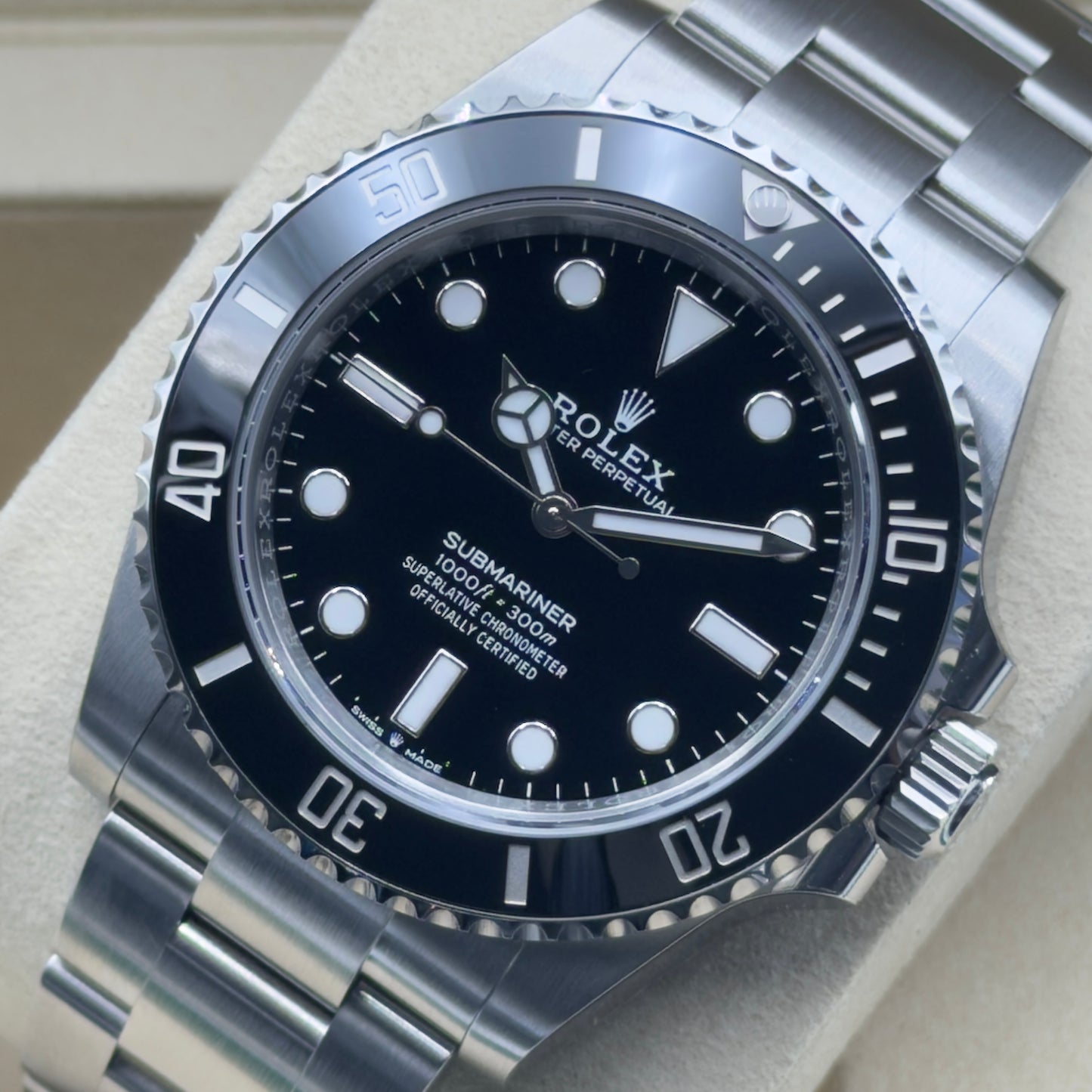 Rolex Submariner / 124060 / Schwarz / Oyster / Full Set / 2026