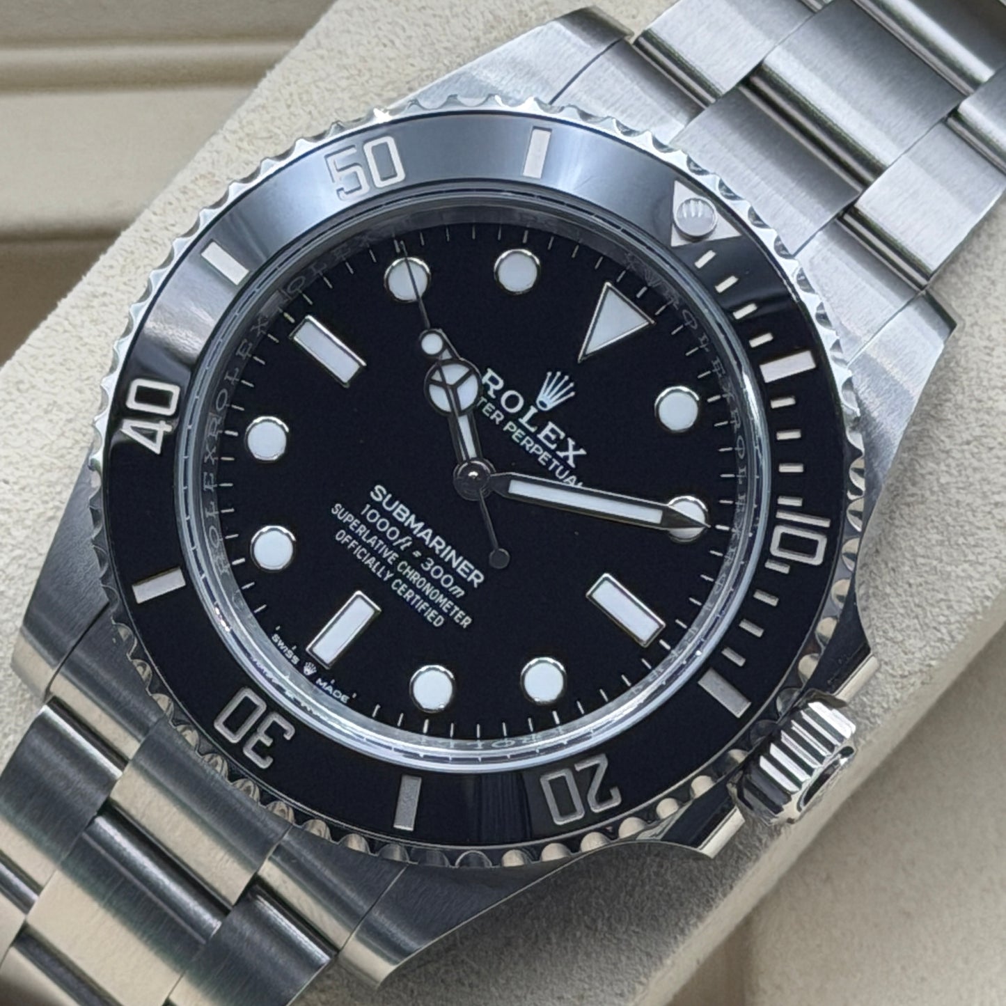 Rolex Submariner / 124060 / Schwarz / Oyster / Full Set / 2026