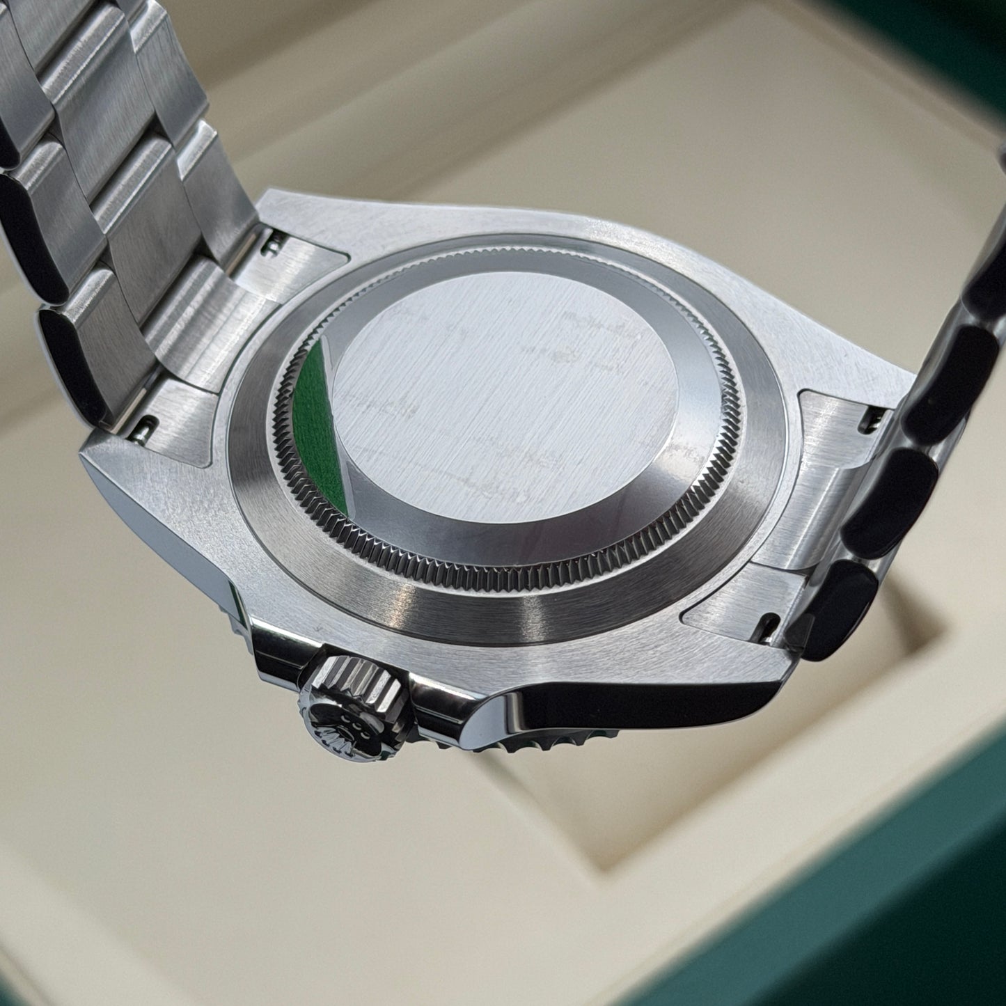 Rolex Submariner / 124060 / Schwarz / Oyster / Full Set / 2026