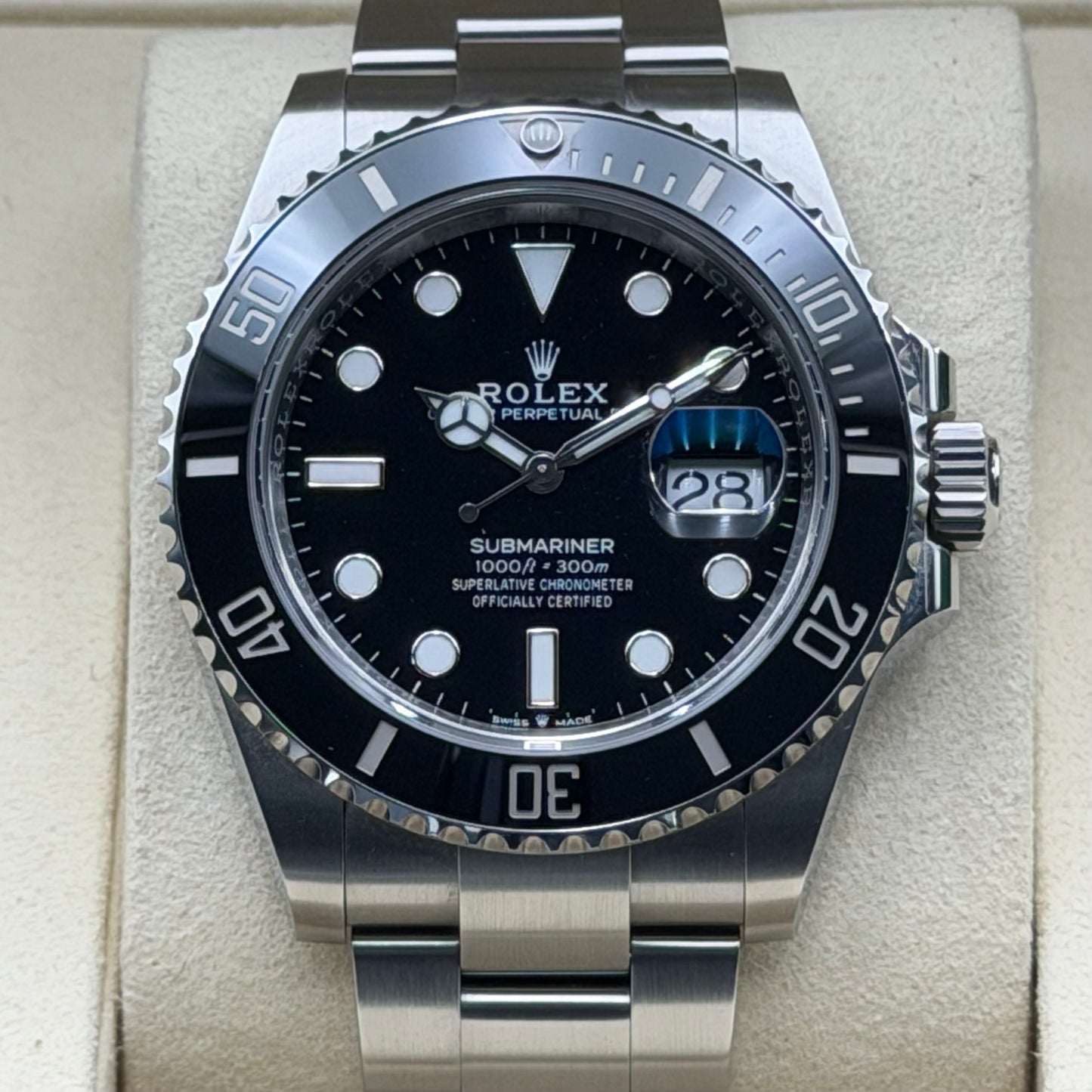 Rolex Submariner / 126610LN / Schwarz / Oyster / Full Set / 2025