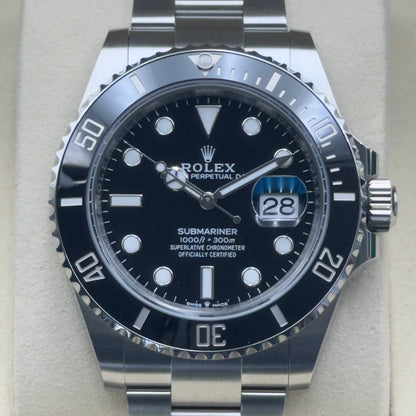 Rolex Submariner / 126610LN / Schwarz / Oyster / Full Set / 2026
