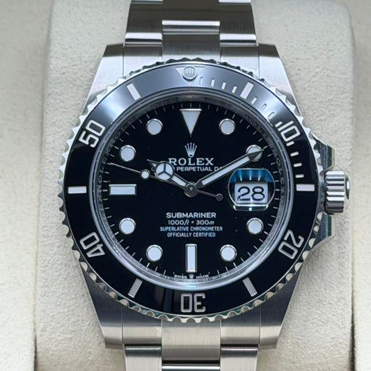 Rolex Submariner / 126610LN / Schwarz / Oyster / Full Set / 2026