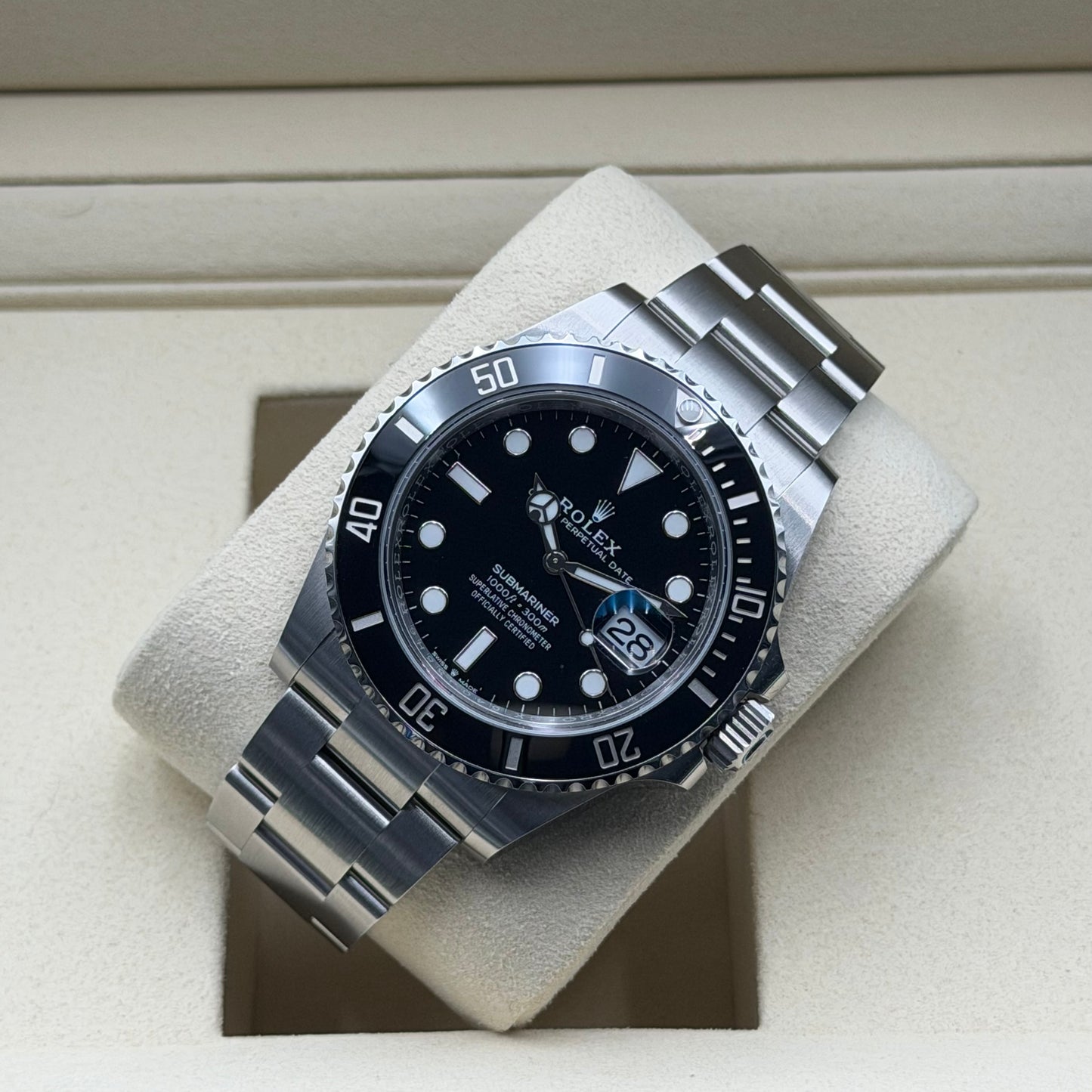 Rolex Submariner / 126610LN / Schwarz / Oyster / Full Set / 2026