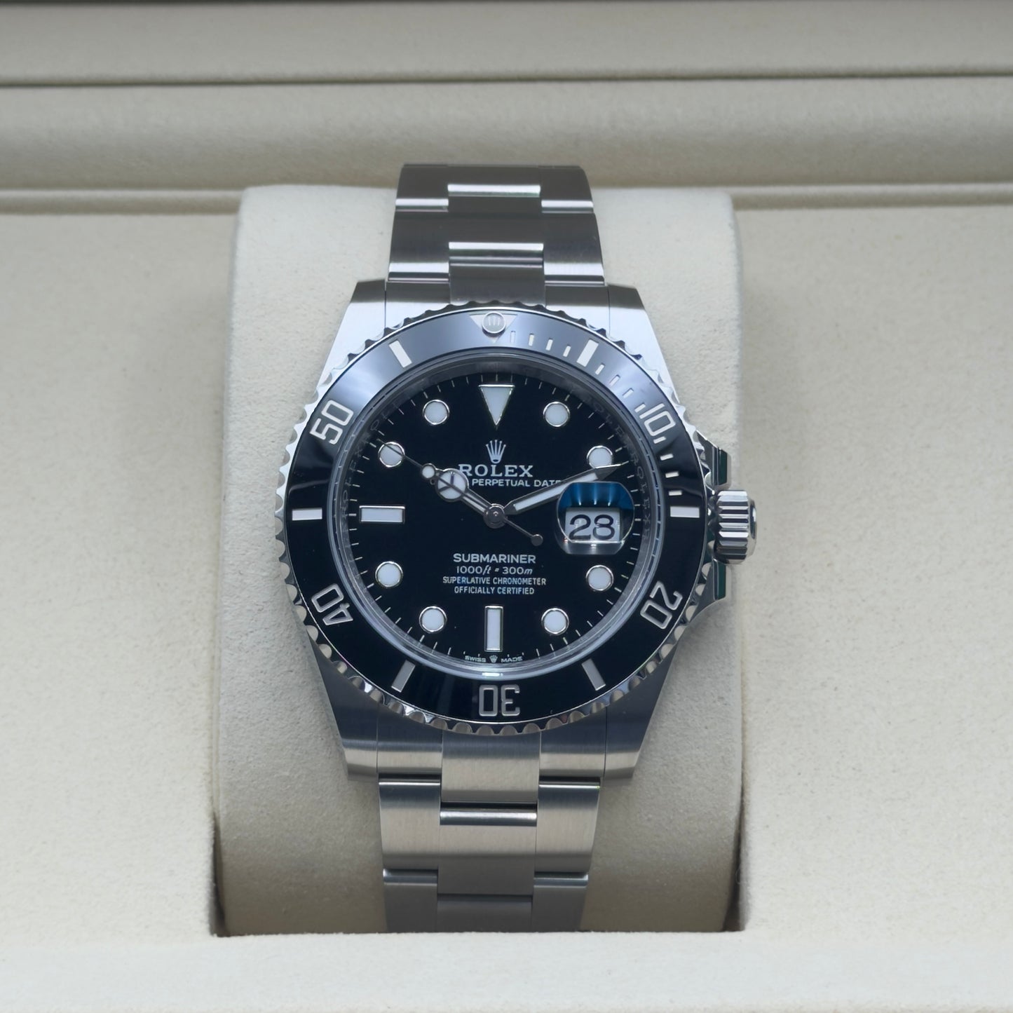 Rolex Submariner / 126610LN / Schwarz / Oyster / Full Set / 2026