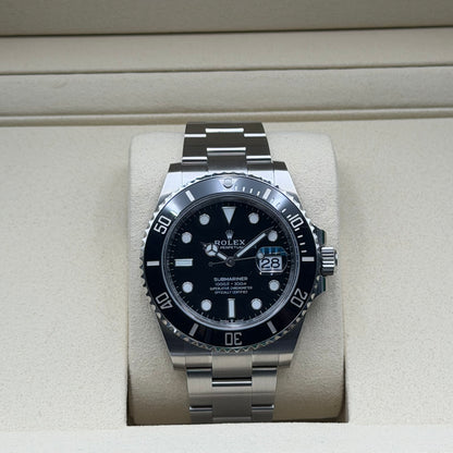Rolex Submariner / 126610LN / Schwarz / Oyster / Full Set / 2026