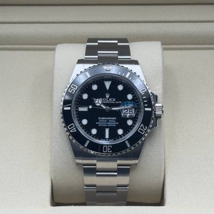 Rolex Submariner / 126610LN / Schwarz / Oyster / Full Set / 2026