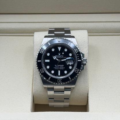 Rolex Submariner / 126610LN / Schwarz / Oyster / Full Set / 2025