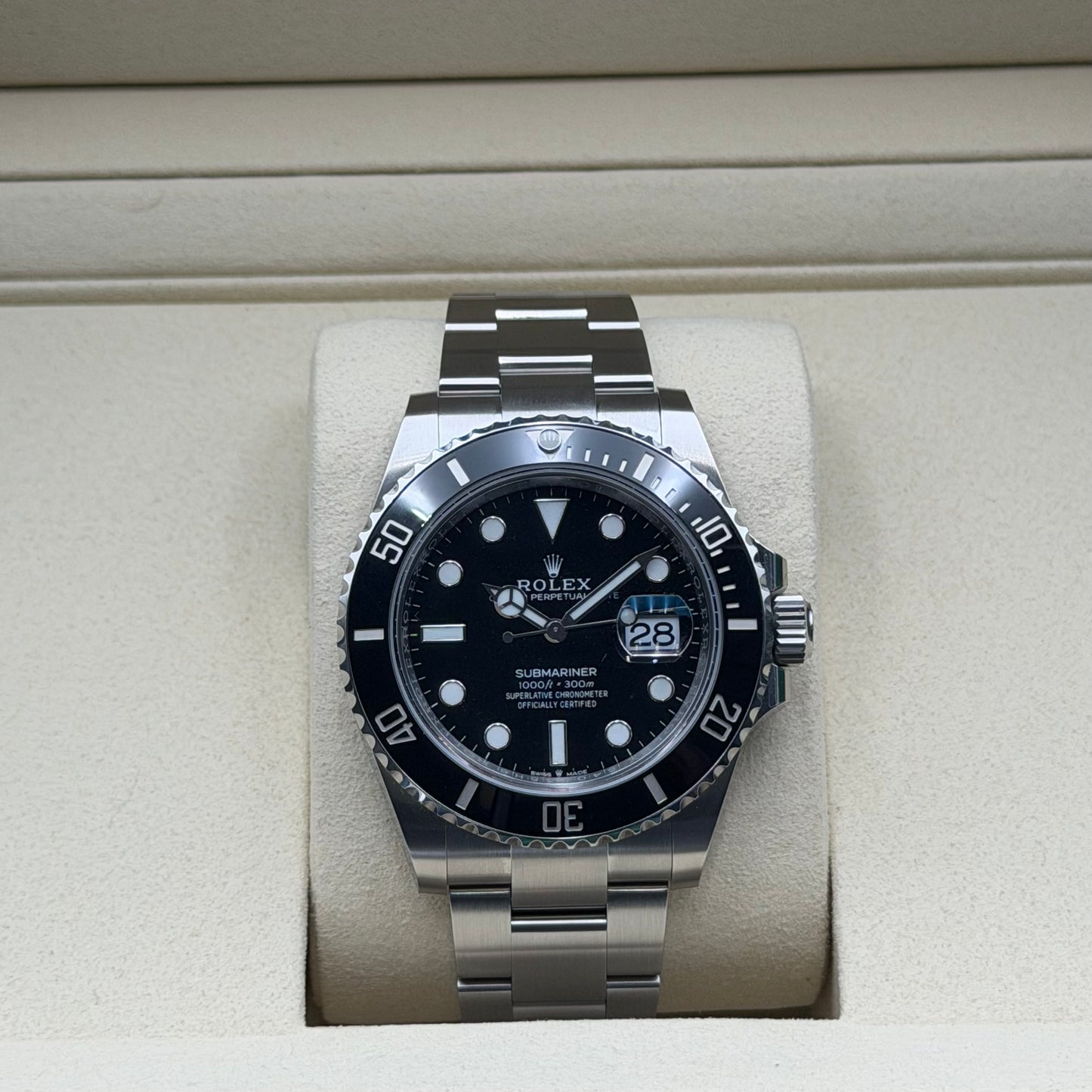 Rolex Submariner / 126610LN / Schwarz / Oyster / Full Set / 2026