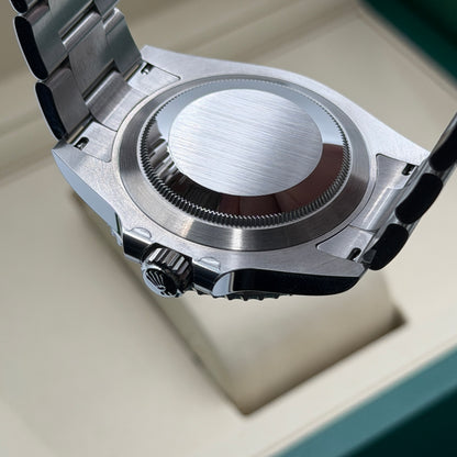 Rolex Submariner / 126610LN / schwarz / Oyster / Full Set / 2026