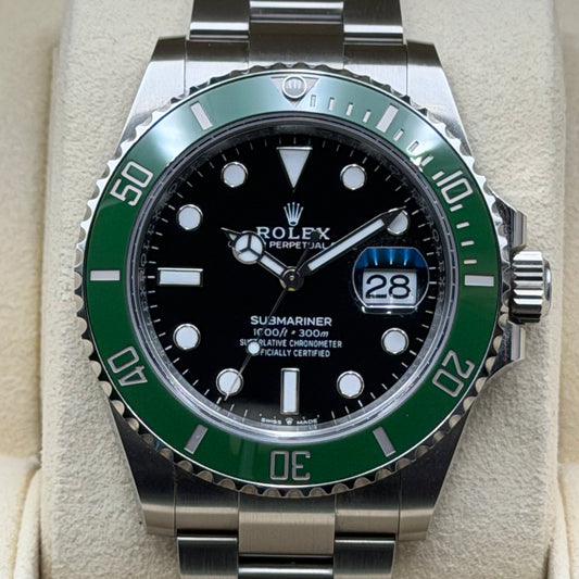 Rolex Submariner / 126610LV / Schwarz / Oyster / Full Set / 2024