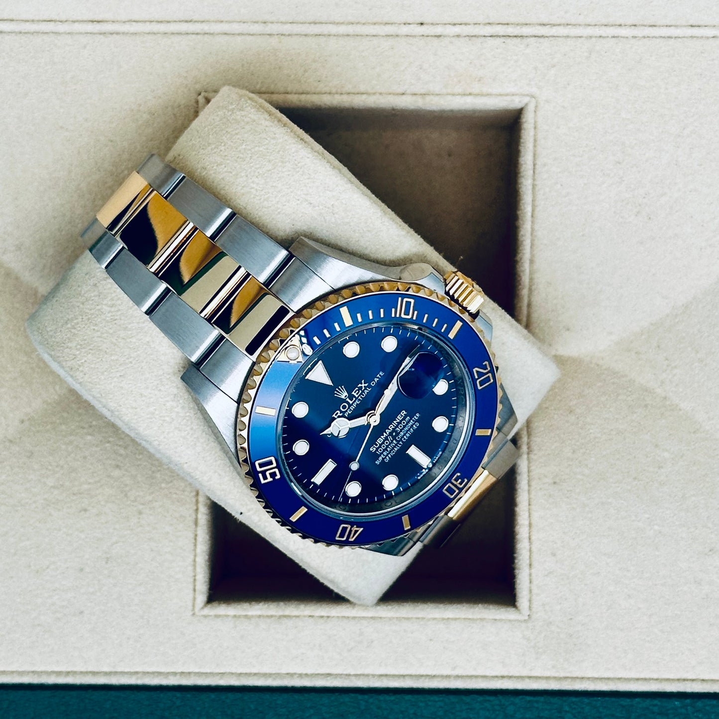 Rolex Submariner / 126613LB / blau / Oyster / Full Set