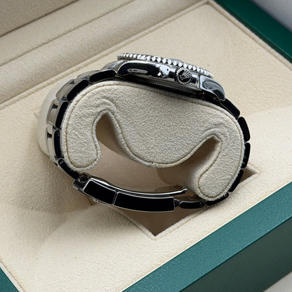 Rolex Yacht-Master 37 / 268822 / rhodium / Oyster / Full Set / 2023