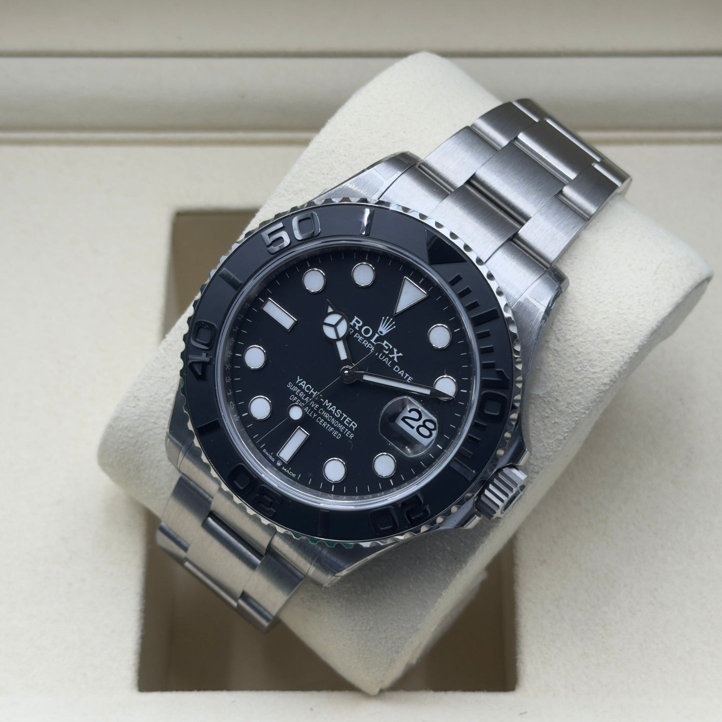 Rolex Yacht-Master 42 / 226627 / schwarz / Oyster / Full Set / 2026