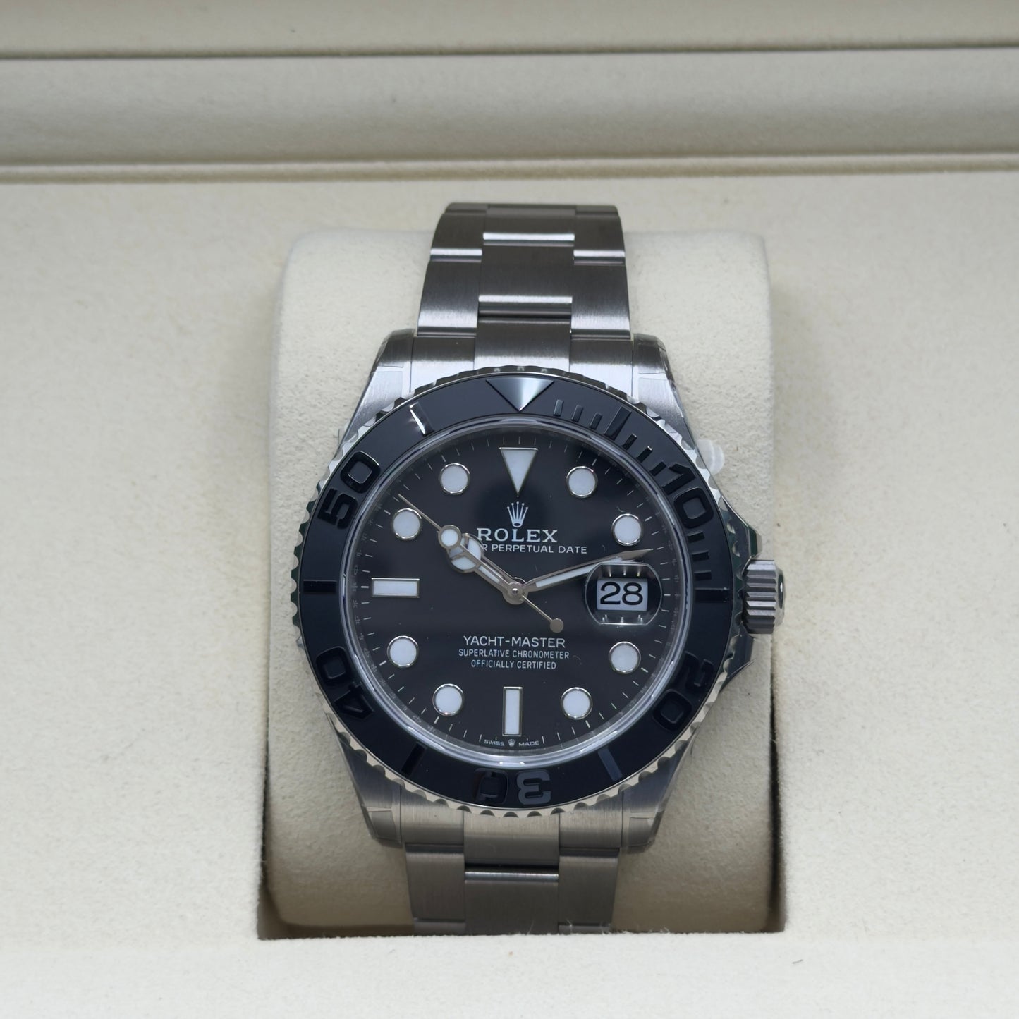 Rolex Yacht-Master 42 / 226627 / schwarz / Oyster / Full Set / 2026
