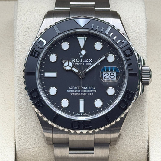 Rolex Yacht-Master 42 / 226627 / schwarz / Oyster / Full Set / 2025